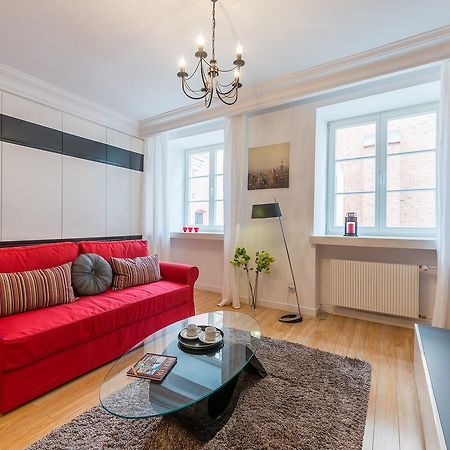 P&O Serviced Apartments Swietojanska Warsaw Exterior photo