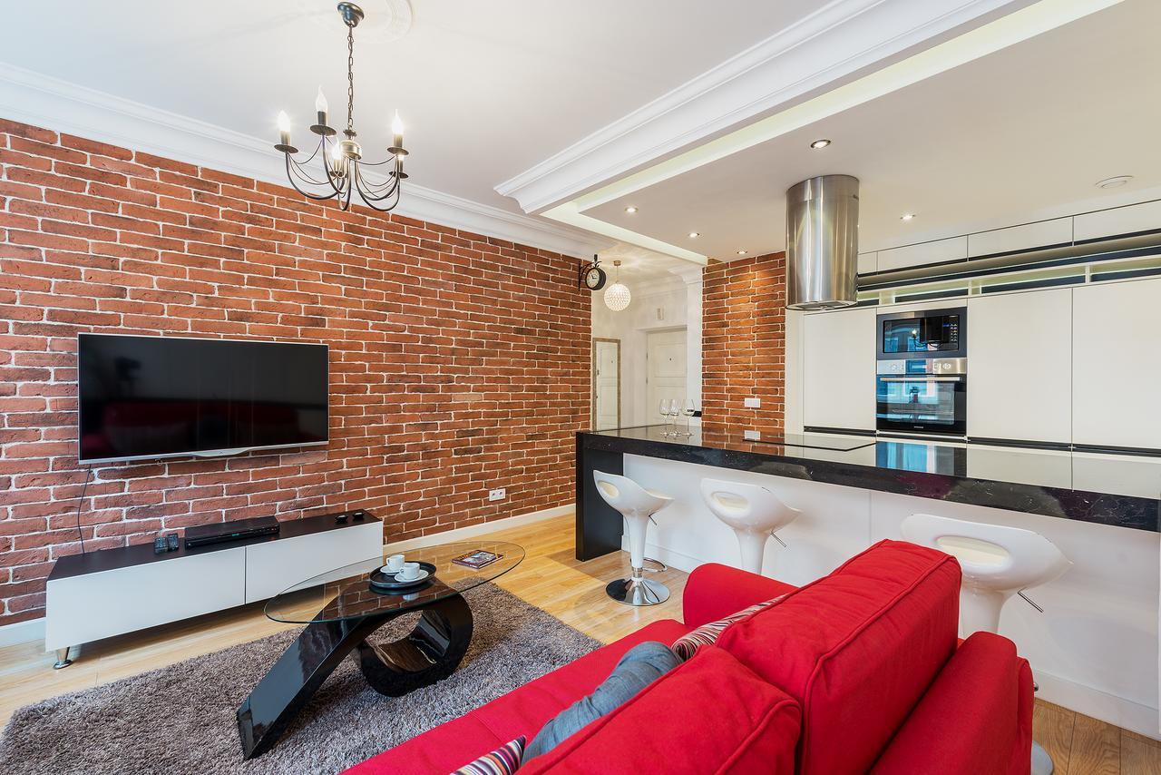 P&O Serviced Apartments Swietojanska Warsaw Exterior photo